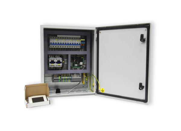 Щит управления с выносным пультом DMXGT/5,5кВт/V/Fi/HW/CW/CF/HE.2х26кВт/M-IP65